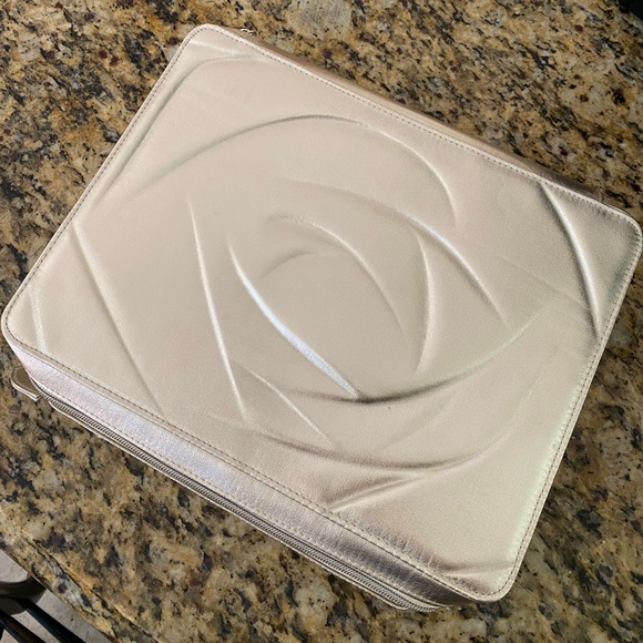 Limited Edition Lancôme Makeup Case & 14 pc Makeup Bundle - Picture 8 of 9